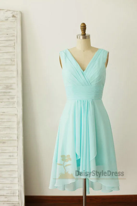 Knee Length Light Blue Bridesmaid Dress